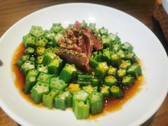 黑椒牛肉拼秋葵-将相和·海鲜蒸饺大连菜