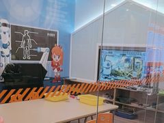 -斯坦星球AI编程·机器人科创·科学实验·信奥·思维·STEM·乐高·竞赛考级(长宁虹桥大融城荟聚中心)