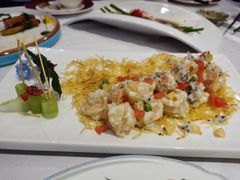 -胡桃里音乐餐厅(陶溪川店)(川湘赣菜·世界百大酒庄直供红酒·音乐表演)