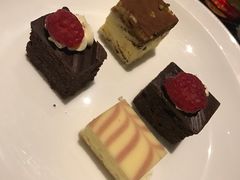 -唐拉雅秀酒店-西锦汇空中BBQ·思创餐厅