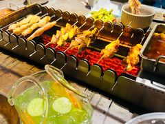 -麦凯伦烧烤·精酿超级工厂店(金桥总店)