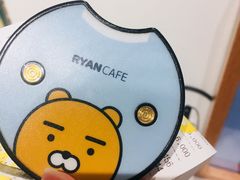 -KAKAO FRIENDS(弘大店)