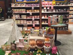 -三只松鼠生活馆(芜湖弋江金鹰店)