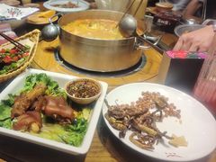-亮欢寨酸汤鱼(沙冲路店)