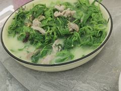 -银峰农庄·特色烧鸡·鲜无花果浸鸡
