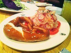 iphone_upload_pic-皇冠自酿啤酒坊(中国红街5号楼店)