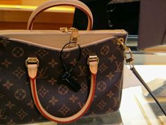 -路易·威登(香榭丽舍大道店)