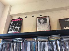 -麦田书店(国防路店)