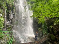 -藏龙百瀑风景区