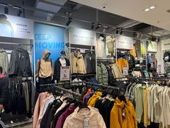 -唯品会(北京国瑞城店)