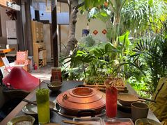 -菌自由丨野生菌火锅特色庭院餐厅(丽江古城店)
