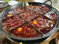 -正南齊北重庆老火锅(光华村直营店)
