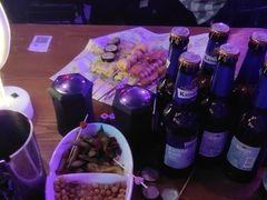 -UP嘻哈酒吧(粉巢店)