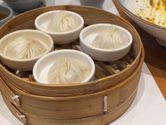 -馋三尺蟹粉小笼(人民广场店)