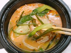 -小蛮椒麻辣烫·麻辣拌(青浦宝龙店)