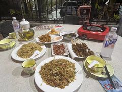 -墨脱石锅椰子鸡•香草鸭•东山羊(大东海店)