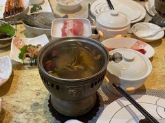 -雍和会海鲜姿造自助(湖东路店)