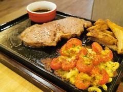 -必胜客(WOW中心城店)