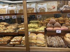 -小飞象面包公社(珠江路金鹰店)