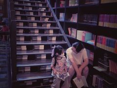 -钟书阁(松江泰晤士小镇店)