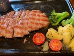 -必胜客(机场路店)
