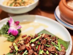 -老滇山寨•云南特色菜•地方菜•民族风情歌舞表演(金碧店)