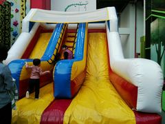 -蒙特利亲子乐园