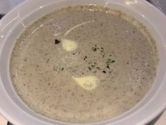 q3奶油蘑菇汤-小蕃茄意大利餐厅(开发区时尚天街店)