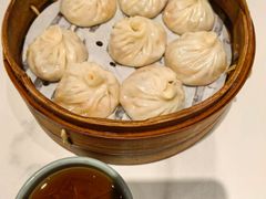 -馋三尺蟹粉小笼(人民广场店)