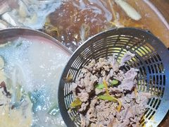 -洱火云南酸菜牛肉火锅(石景山当代商城店)