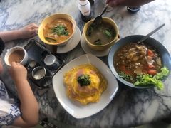 -邢泰记
