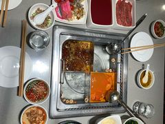 -海底捞火锅(高新万达店)