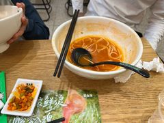 -蒙自源米线大王(宝安尖岗山店)