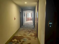 -格林豪泰商务酒店(景德镇人民广场金鼎店)