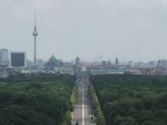 -胜利纪念柱