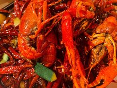 至尊香辣手抓龙虾-东厨虾煌(电子街店)