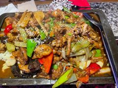 -蛙舍·炭烧牛蛙(东百中心店)