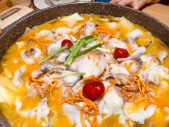 -山城外·非遗酸菜鱼(新都汇融店)