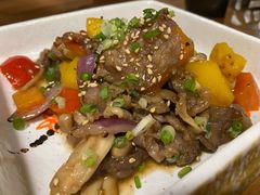 铁板黑椒牛肉-本家食堂(华南店)