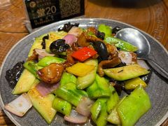-龙悦湾酒家·八阵鱼生·渔人码头店