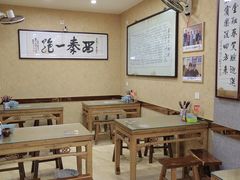 -天发芽·何记葫芦头泡馍·传统小吃(报恩寺街店)