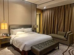 -天津梅江中心皇冠假日酒店