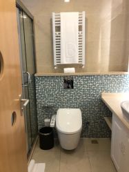 -海豚湾高端月子会所(黄浦店)