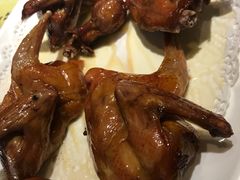 驰名石岐乳鸽-石岐佬中山菜馆(张溪店)