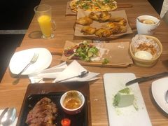 -必胜客(百联又一城店)