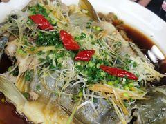 -南渝食府.墨脱石锅松茸鸡