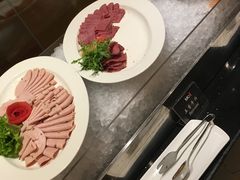 -上海西藏大厦万怡自助餐厅(徐汇店)