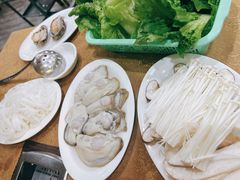 -濠轩阁特色生蚝火锅(水湾路店)