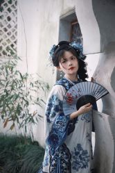 -一揽芳华汉服旗袍体验馆(拙政园店)