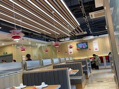 大堂-粤仔湾砂锅粥(广益哥伦布店)